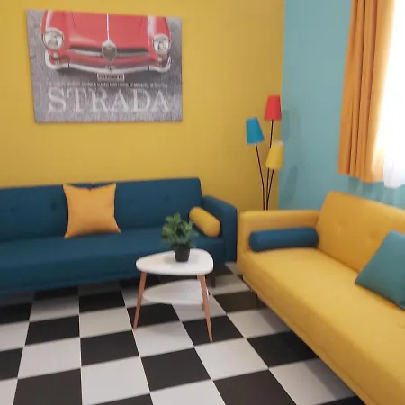 דירה Nostalgia Retro