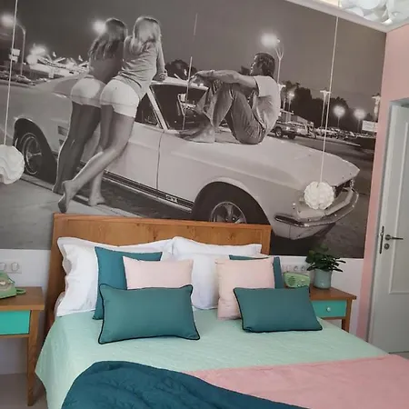 Nostalgia Retro * Naxos City