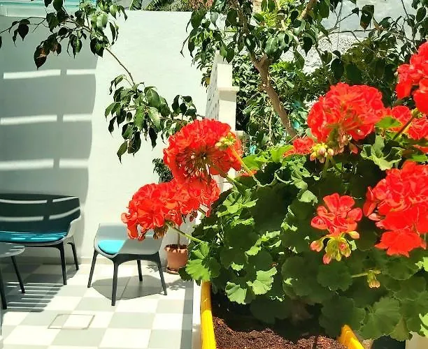 Nostalgia Retro * Naxos City